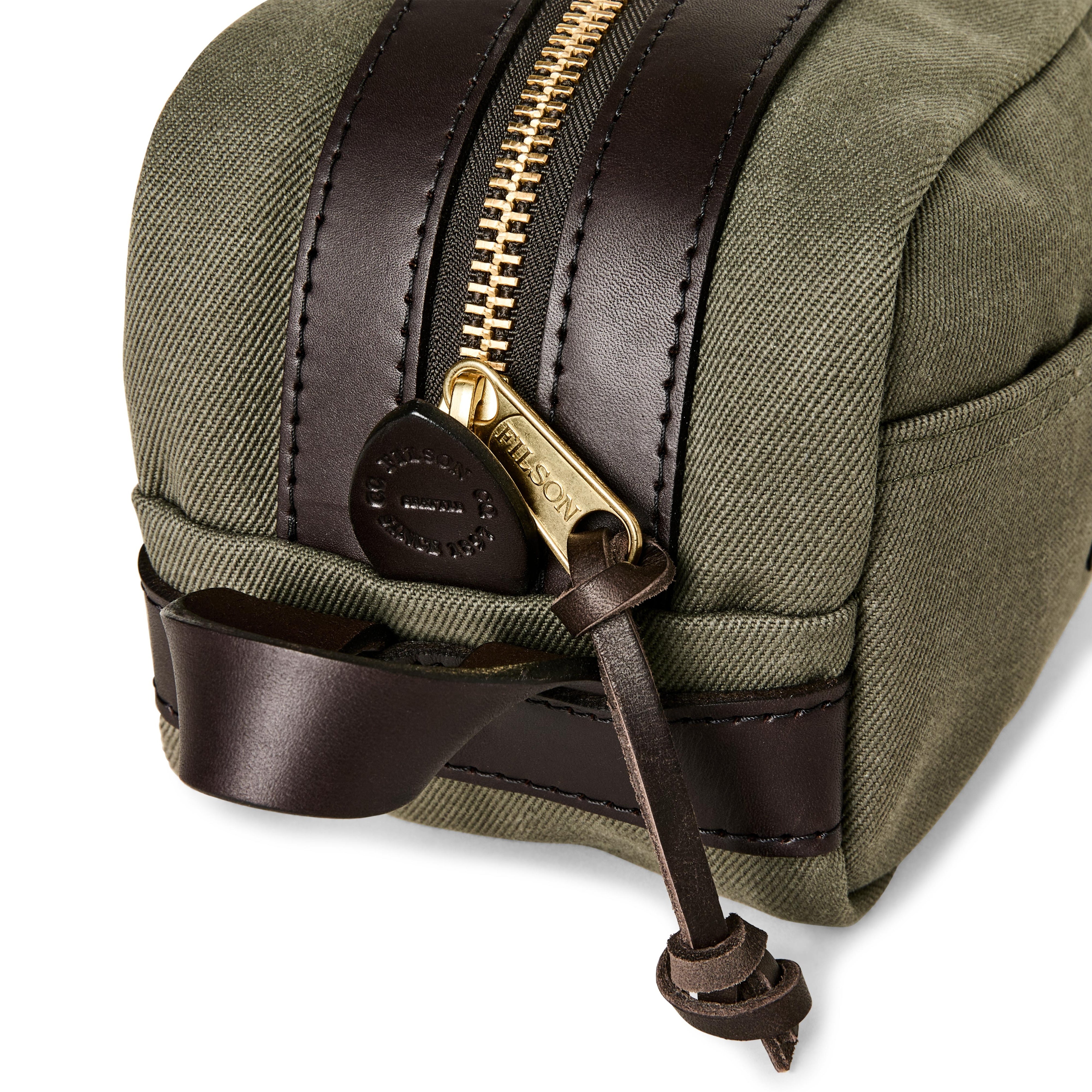 Filson Rugged Twill Travel Kit